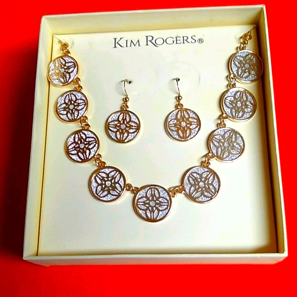 Mixed Metal Look Boxed Necklace & Earring Set